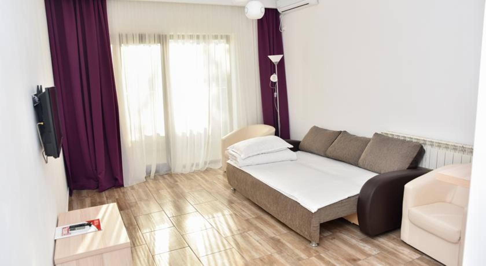 Q Hotel Нептун Екстериор снимка