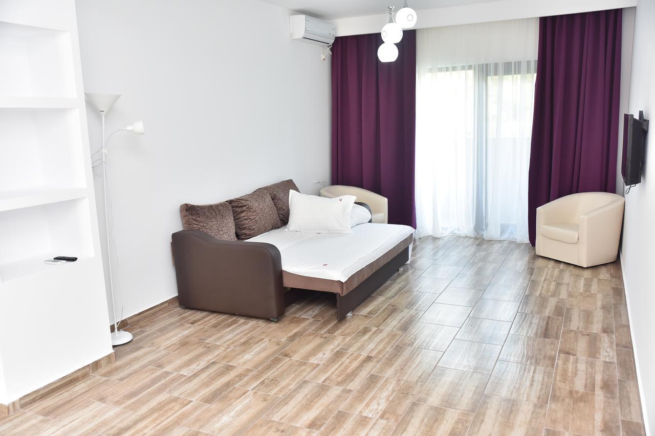 Q Hotel Нептун Екстериор снимка